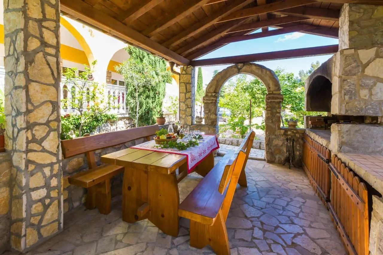 Akelava Apartments Цриквеница