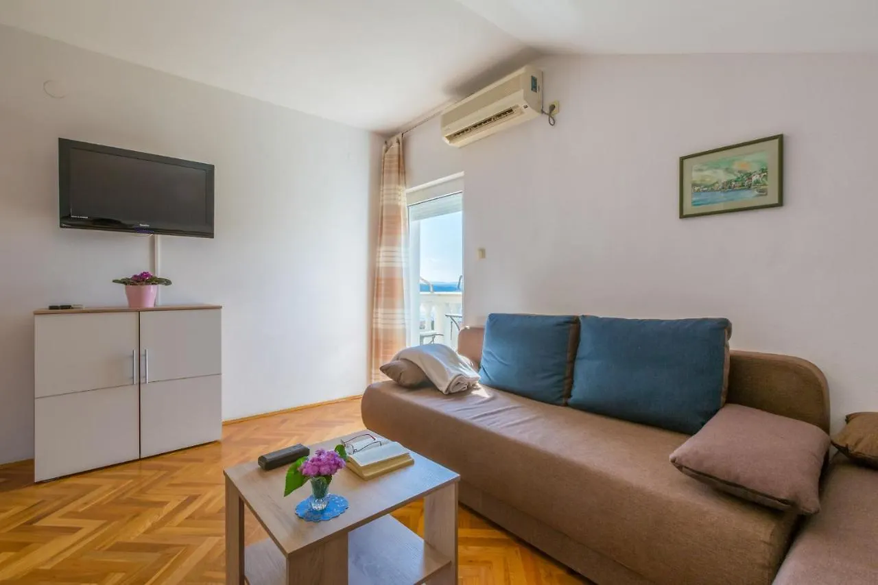 Akelava Apartments